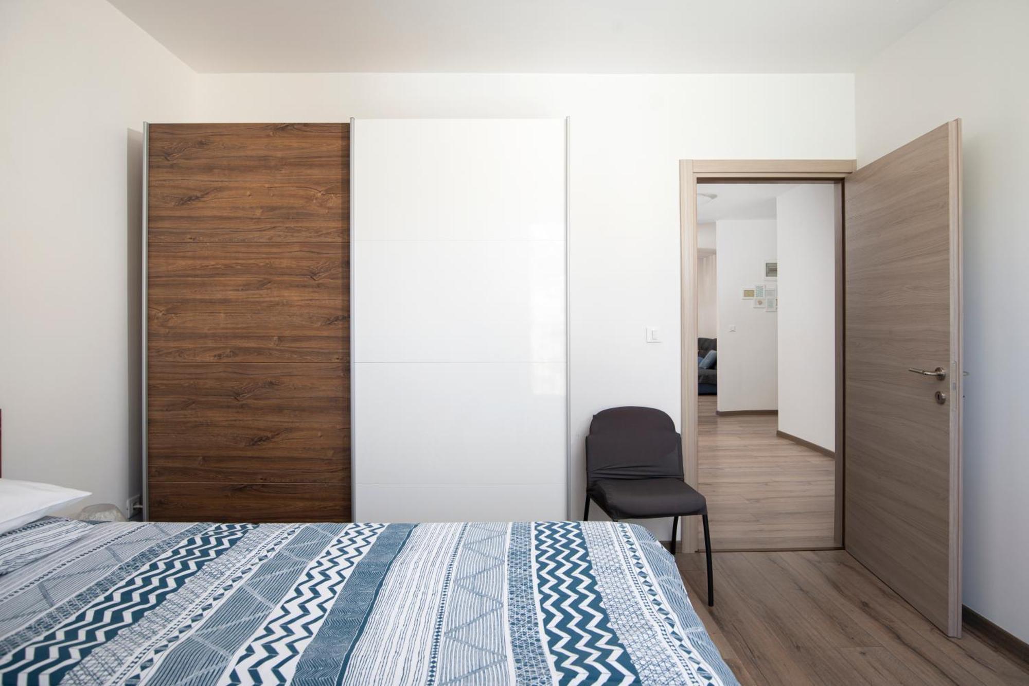 City Market Apartments Pula Ngoại thất bức ảnh
