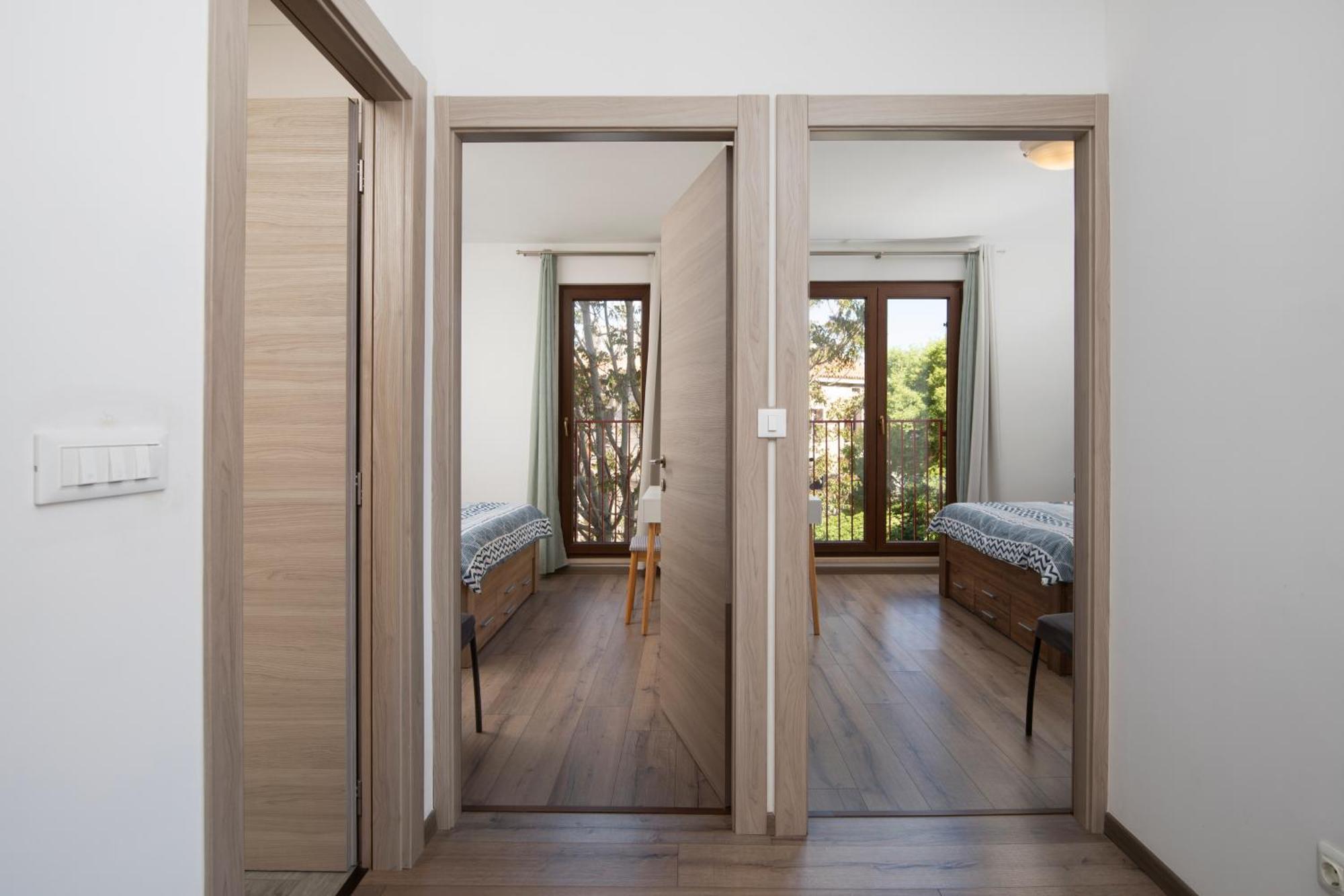 City Market Apartments Pula Ngoại thất bức ảnh